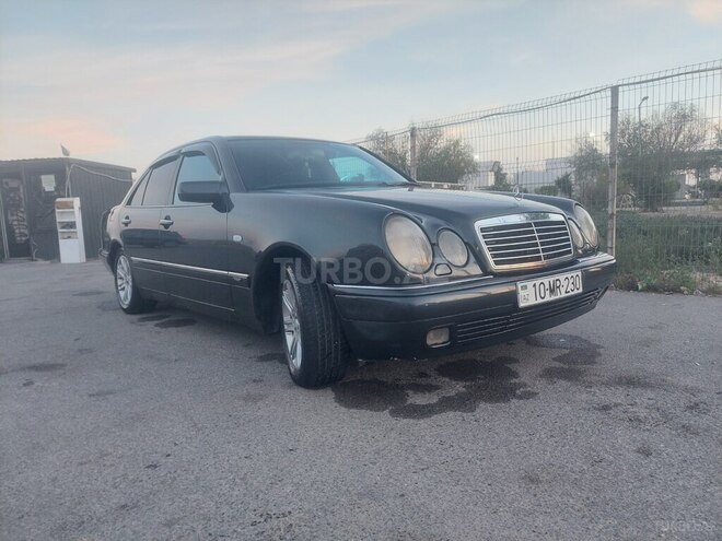 Mercedes E 230 1996, 334,000 km - 2.3 l - Bakı