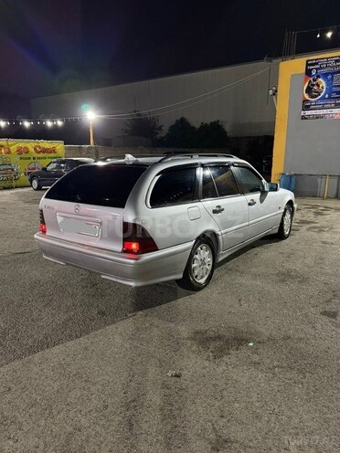 Mercedes C 220 2000, 452,369 km - 2.2 l - Bakı