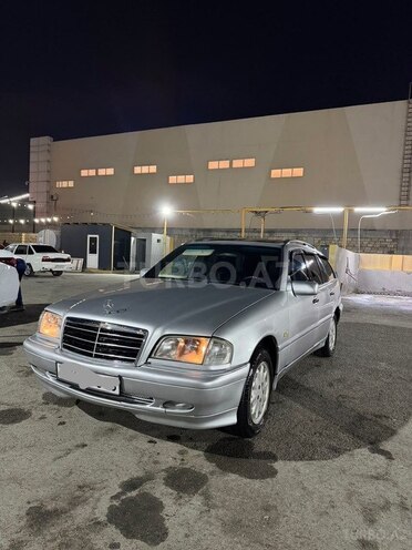 Mercedes C 220 2000, 452,369 km - 2.2 l - Bakı