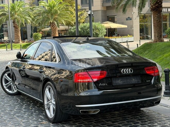 Audi A8 2011, 220,000 km - 4.2 l - Bakı