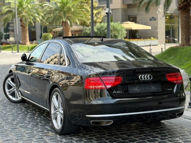 Audi A8 2011, 220,000 km - 4.2 l - Bakı
