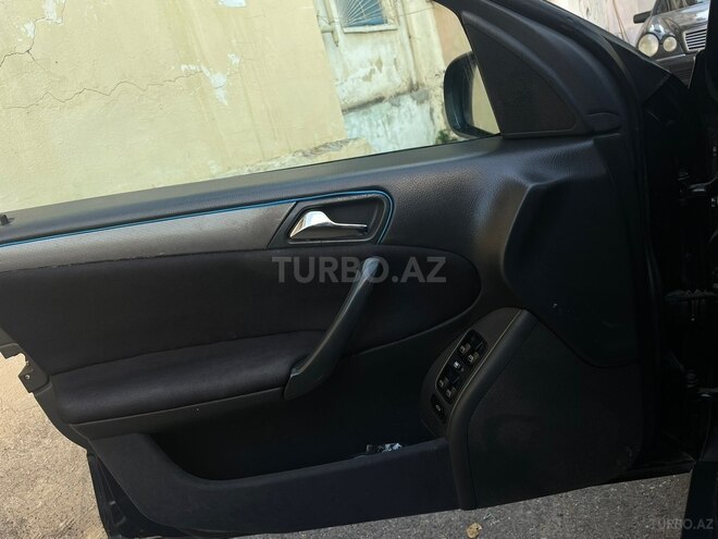 Mercedes C 200 2002, 397,000 km - 2.0 l - Bakı