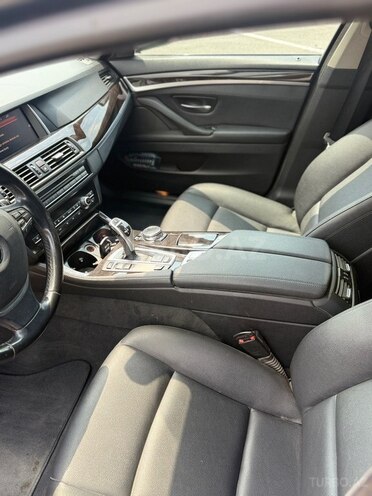 BMW 528 2015, 225,308 km - 2.0 л - Yevlax