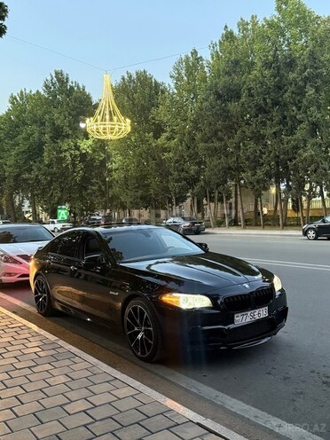 BMW 528 2015, 225,308 km - 2.0 л - Yevlax