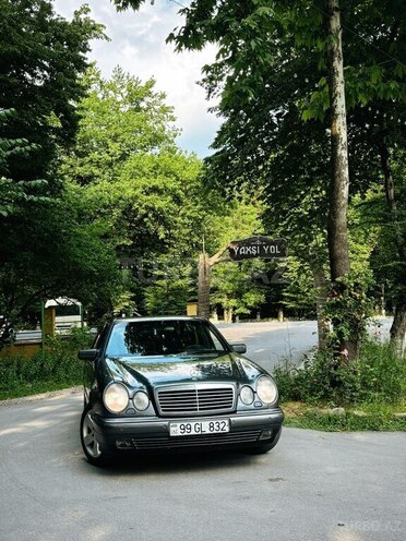 Mercedes E 200 1998, 450,000 km - 2.0 l - İsmayıllı