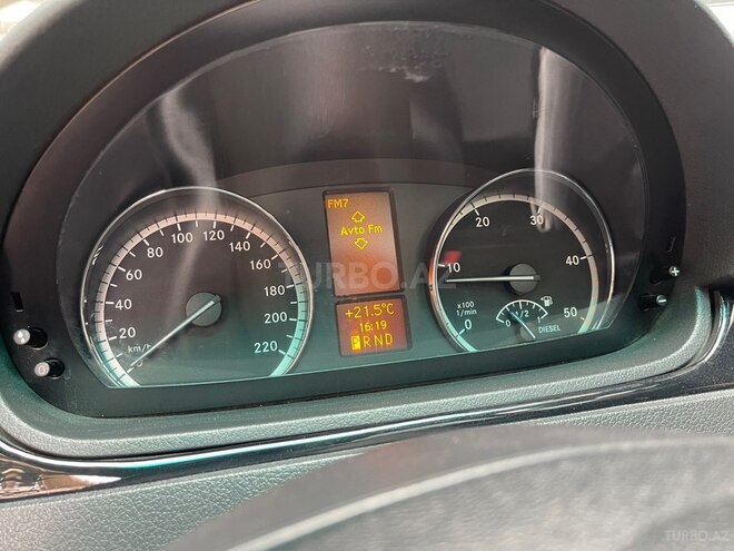 Mercedes  2011, 410,000 km - 2.1 l - Bakı