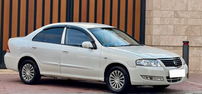 Nissan Sunny 2011, 220,000 km - 1.6 l - Bakı