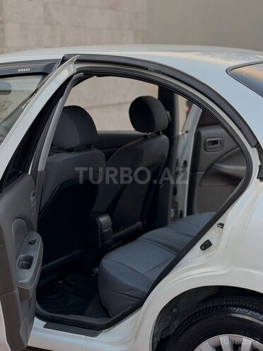 Nissan Sunny 2011, 220,000 km - 1.6 l - Bakı