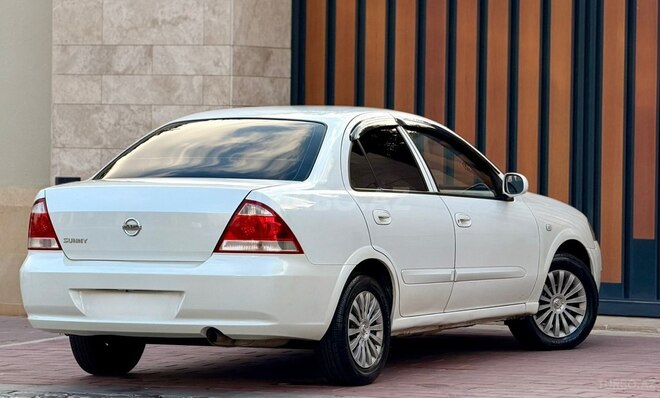 Nissan Sunny 2011, 220,000 km - 1.6 l - Bakı