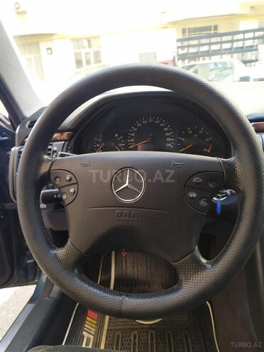 Mercedes E 220 1999, 330,000 km - 2.2 l - Bakı