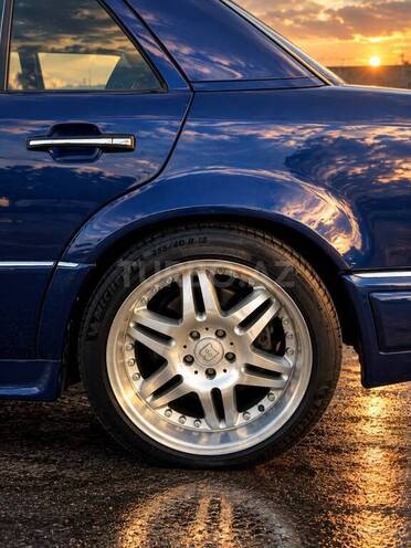 Mercedes E 280 1994, 300,000 km - 2.8 l - Bakı