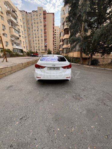 Hyundai Elantra 2015, 201,000 km - 1.8 l - Bakı