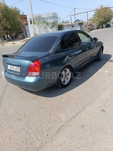 Hyundai Elantra 2002, 260,000 km - 2.0 l - Şirvan