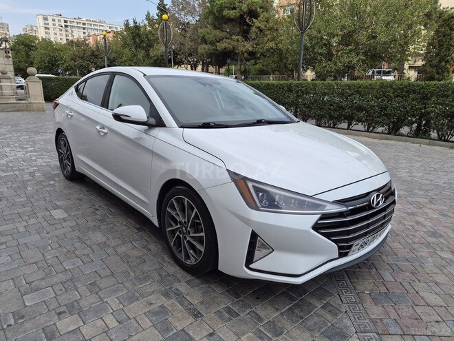 Hyundai Elantra 2019, 124,000 km - 2.0 l - Bakı