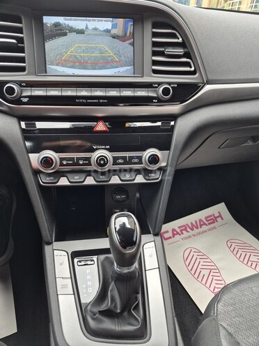 Hyundai Elantra 2019, 124,000 km - 2.0 l - Bakı