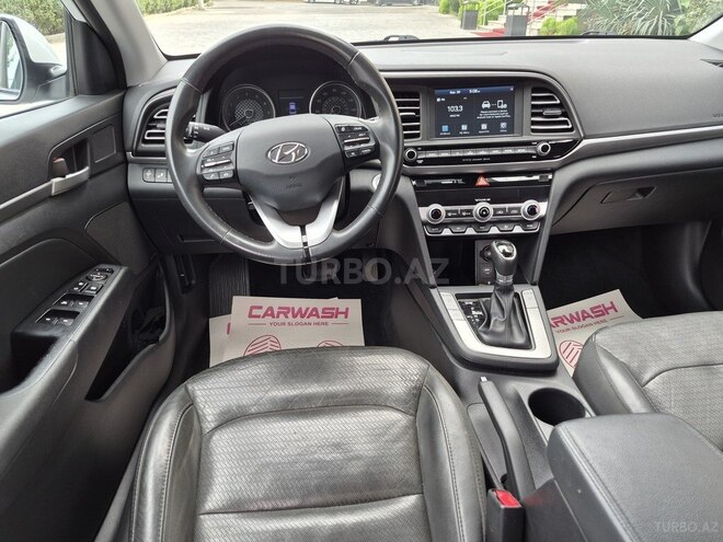 Hyundai Elantra 2019, 124,000 km - 2.0 l - Bakı