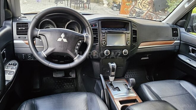 Mitsubishi Pajero 2008, 199,000 km - 3.0 l - Bakı