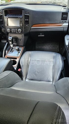 Mitsubishi Pajero 2008, 199,000 km - 3.0 l - Bakı