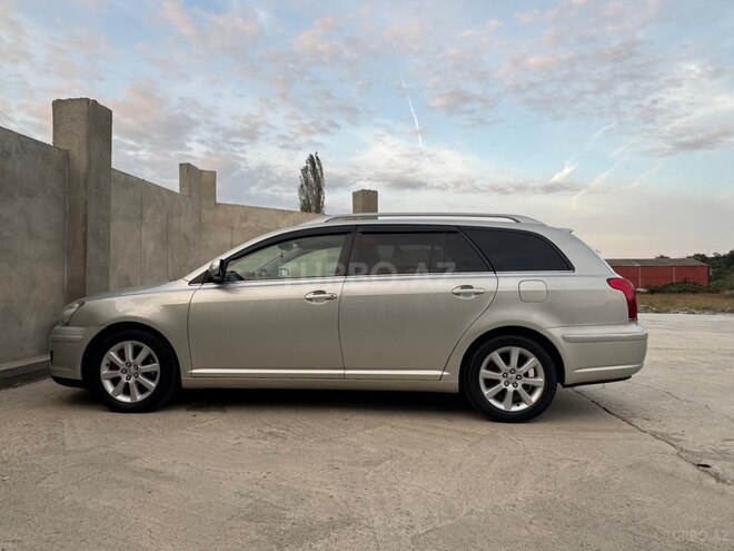 Toyota Avensis 2008, 348,000 km - 2.0 л - Quba