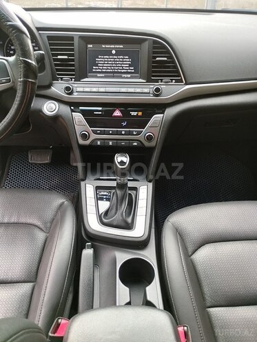 Hyundai Avante 2016, 152,841 km - 1.6 л - Bakı