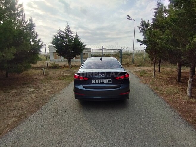 Hyundai Avante 2016, 152,841 km - 1.6 л - Bakı