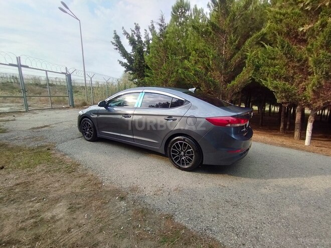 Hyundai Avante 2016, 152,841 km - 1.6 л - Bakı