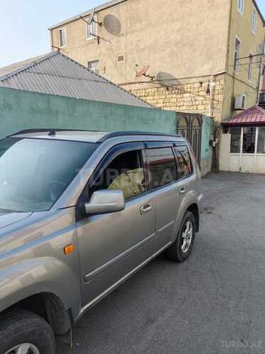 Nissan X-Trail 2000, 270,800 km - 2.0 l - Bakı