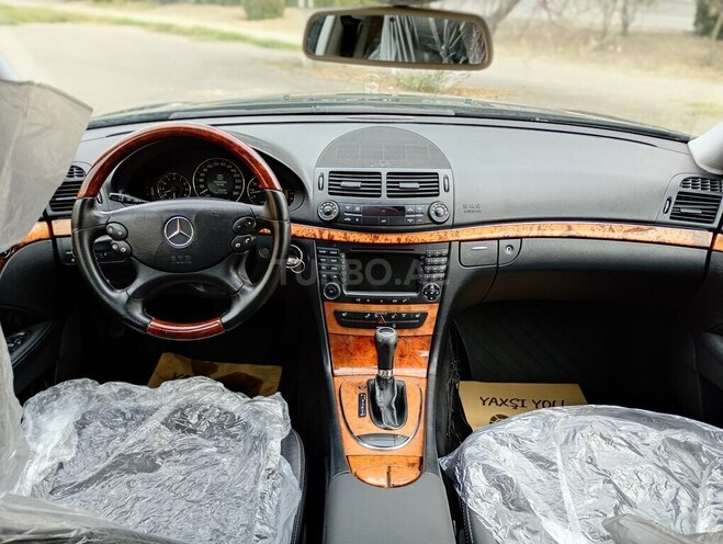Mercedes E 280 2006, 367,000 km - 3.0 l - Sumqayıt