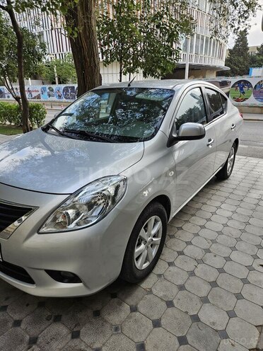 Nissan Sunny 2012, 280,000 km - 1.5 l - Bakı