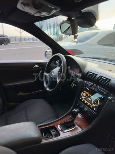Mercedes C 200 2001, 375,000 km - 2.2 l - Bakı