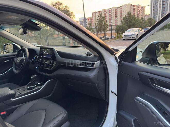 Toyota Highlander 2021, 114,827 km - 2.5 l - Bakı