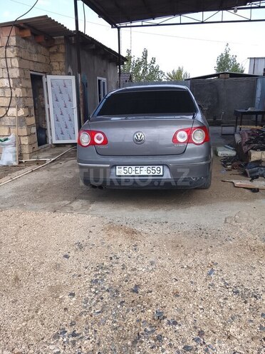 Volkswagen Passat 2006, 531,825 km - 2.0 l - Şirvan