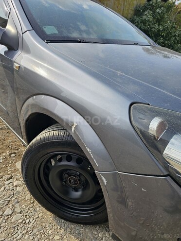 Opel Astra 2006, 300,000 km - 1.6 l - Bakı