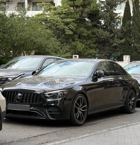 Mercedes E 350 4MATIC 2023, 35,000 km - 2.0 l - Bakı