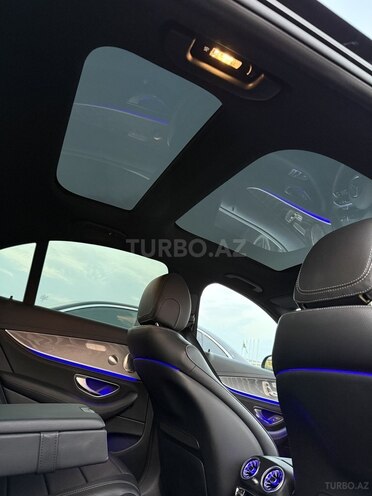 Mercedes E 350 4MATIC 2023, 35,000 km - 2.0 l - Bakı