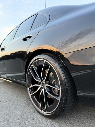 Mercedes E 350 4MATIC 2023, 35,000 km - 2.0 l - Bakı