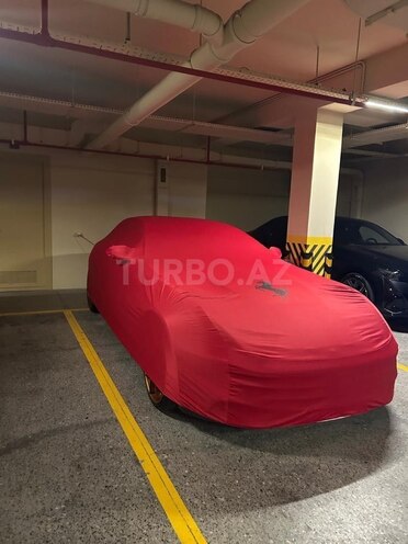 Ferrari  2013, 3,968 km - 6.3 l - Bakı