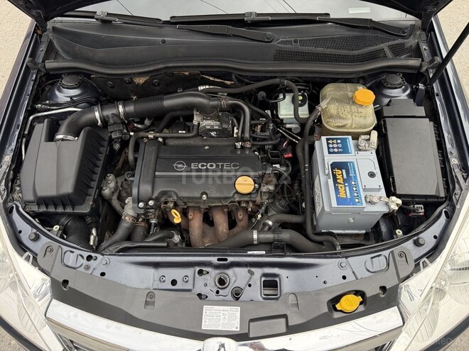 Opel Astra 2009, 217,000 km - 1.4 l - Göyçay