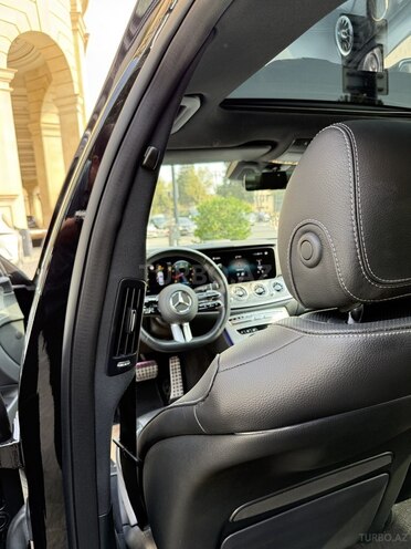 Mercedes E 350 4MATIC 2023, 35,000 km - 2.0 l - Bakı
