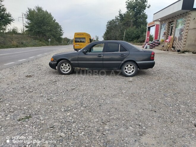 Mercedes C 180 1994, 547,003 km - 1.8 л - Qusar