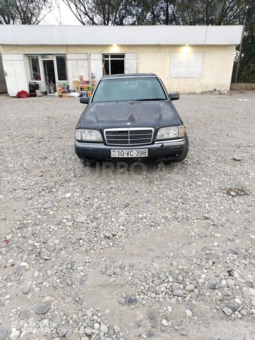 Mercedes C 180 1994, 547,003 km - 1.8 л - Qusar