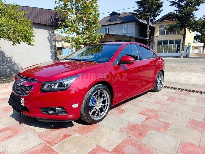 Chevrolet Cruze 2012, 306,584 km - 1.4 л - Astara