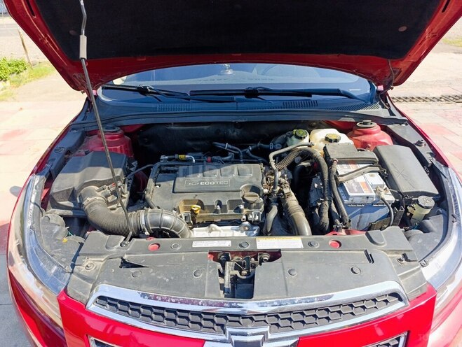 Chevrolet Cruze 2012, 306,584 km - 1.4 л - Astara