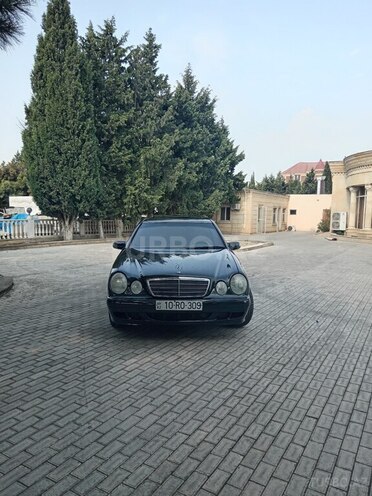 Mercedes E 230 1995, 438,000 km - 2.3 l - Bakı