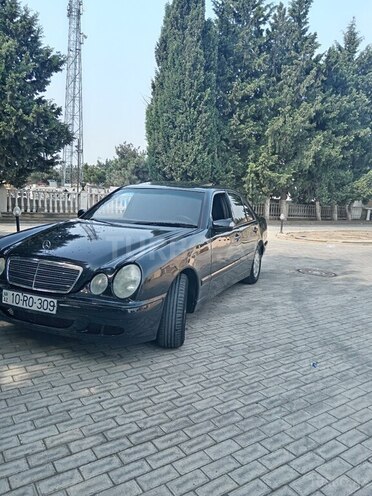 Mercedes E 230 1995, 438,000 km - 2.3 l - Bakı