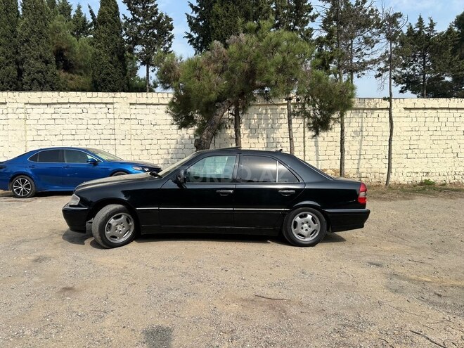Mercedes C 230 2000, 420,000 km - 2.3 л - Bakı