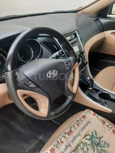 Hyundai Sonata 2012, 181,936 km - 2.4 l - Salyan