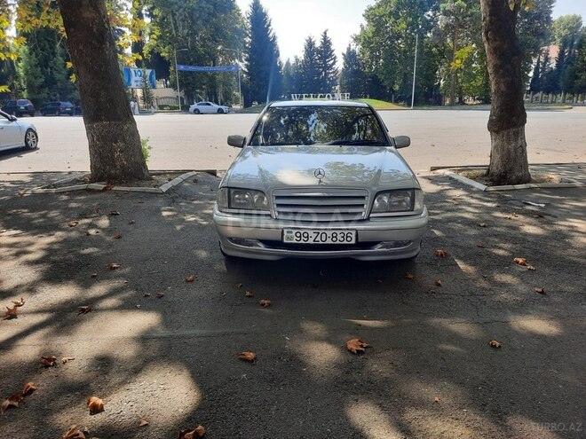Mercedes C 200 1999, 326,000 km - 2.0 l - Mingəçevir