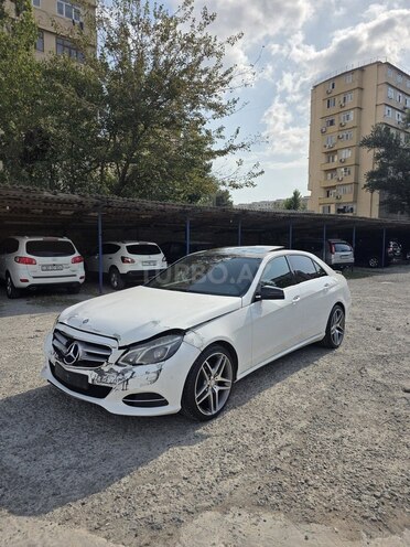 Mercedes E 250 2013, 185,400 km - 2.1 л - Bakı