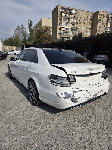 Mercedes E 250 2013, 185,400 km - 2.1 л - Bakı